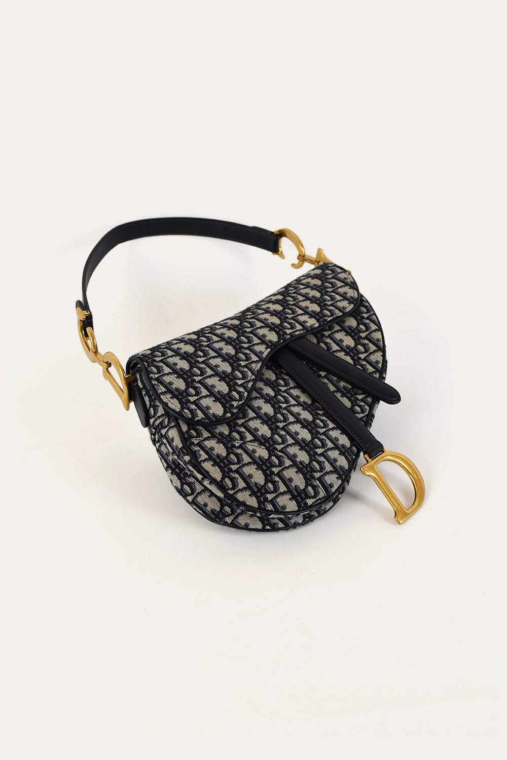 Dior Saddle Oblique-Jacquard and Guitar Strap