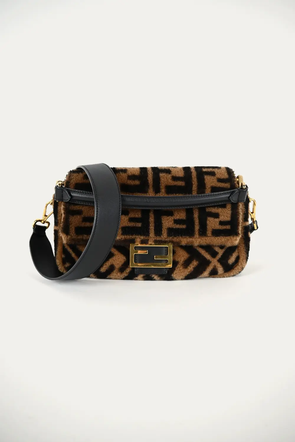 Fendi Baguette FF Sheepskin bag