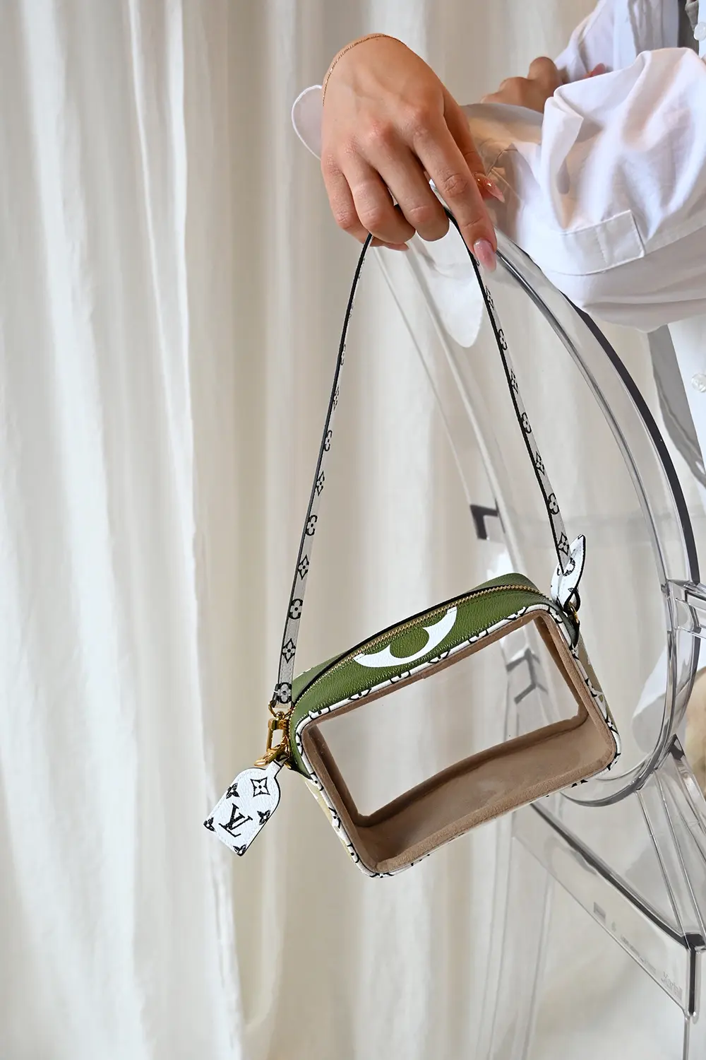 Louis Vuitton Giant Beach Pouch Shoulder bag