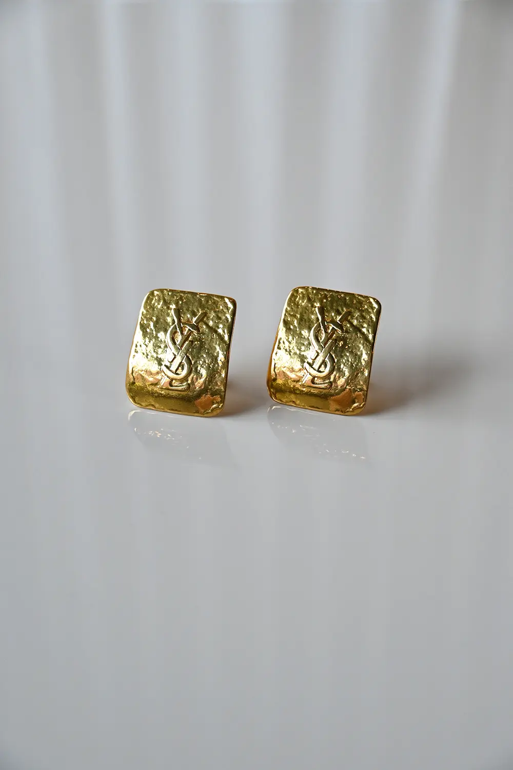 Yves Saint Laurent Vintage Clip-on earrings