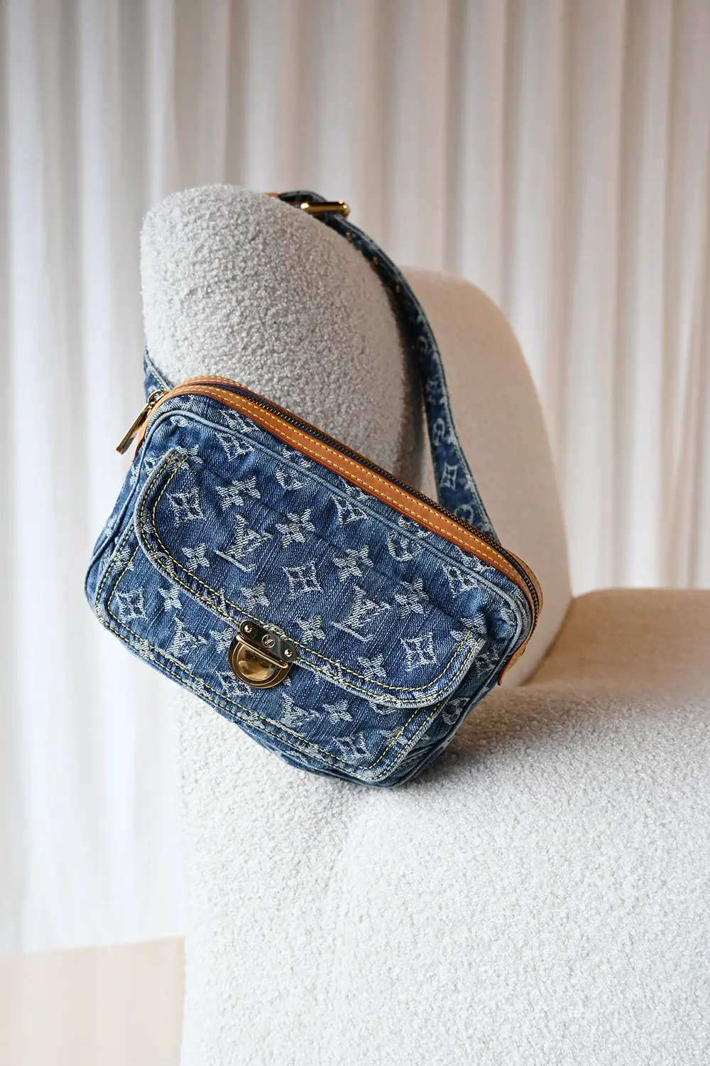 Louis Vuitton Bumbag | blue denim