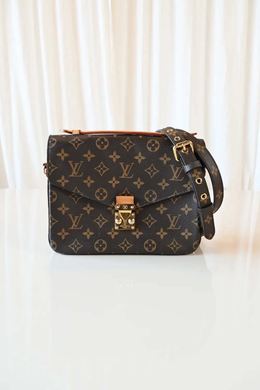 Louis Vuitton Pochette Métis