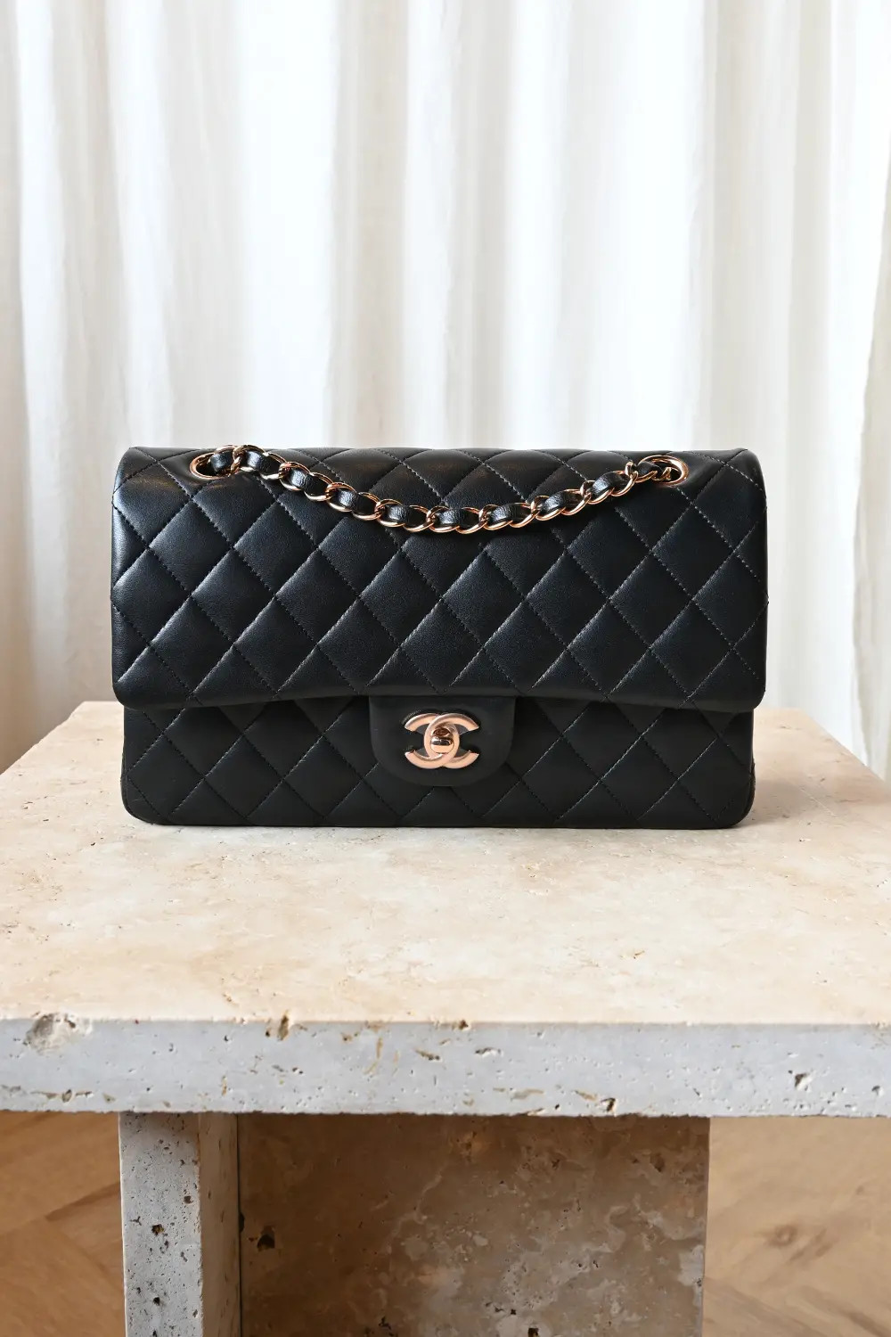 Chanel Timeless Medium flap bag 21B