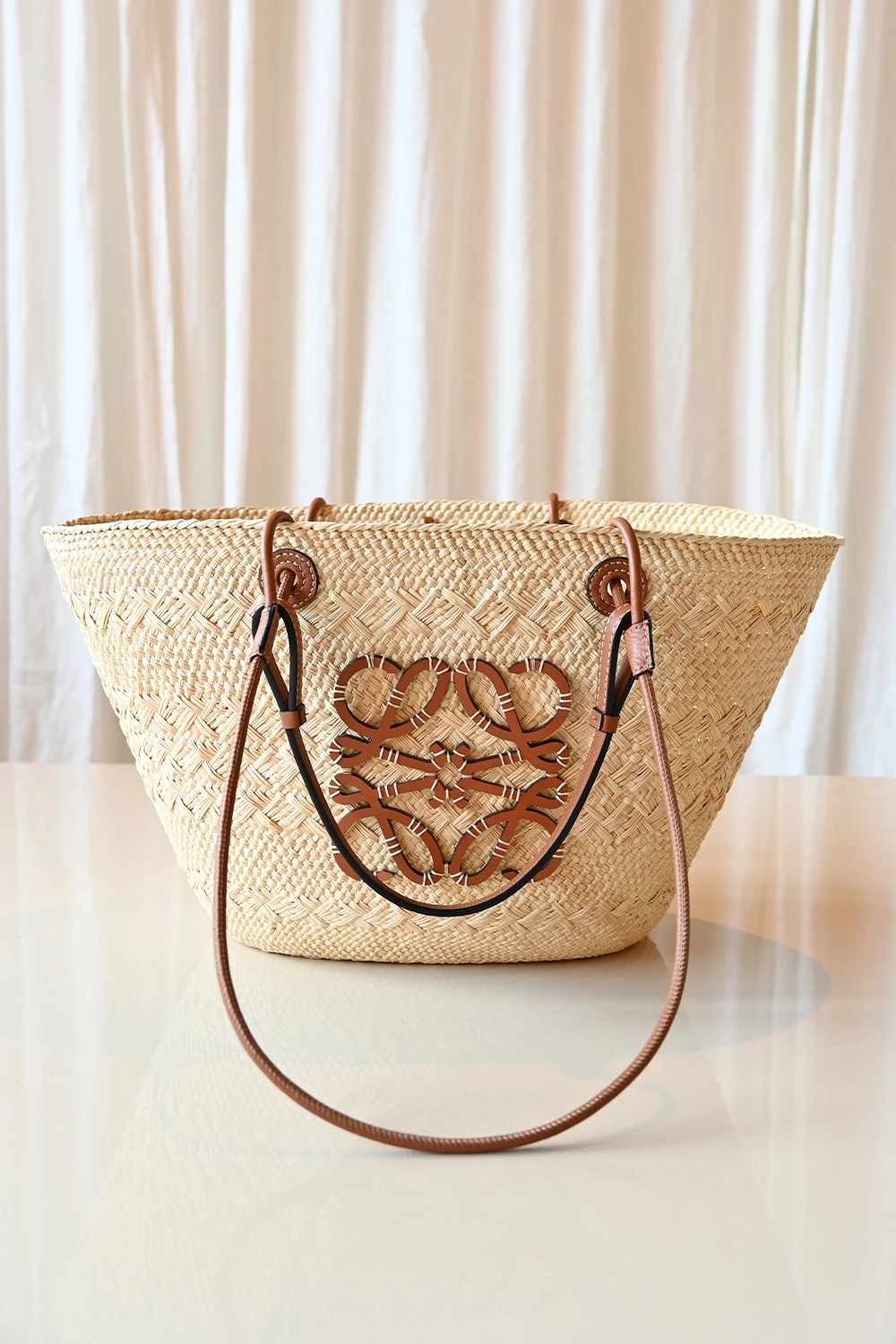 Loewe Anagram Medium Basket | natural Iraca palm