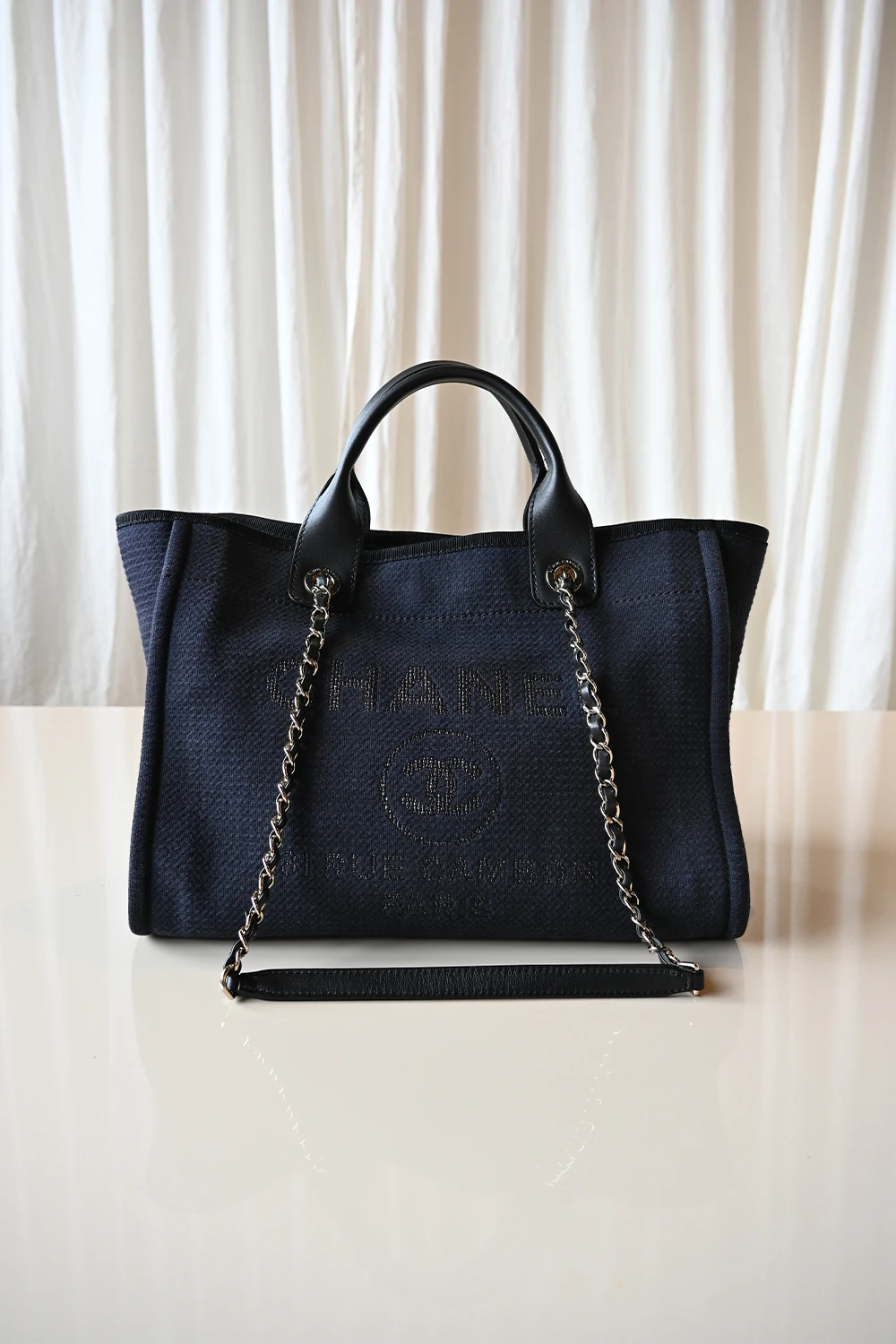 Chanel Deauville Shopping Tote Small | Black