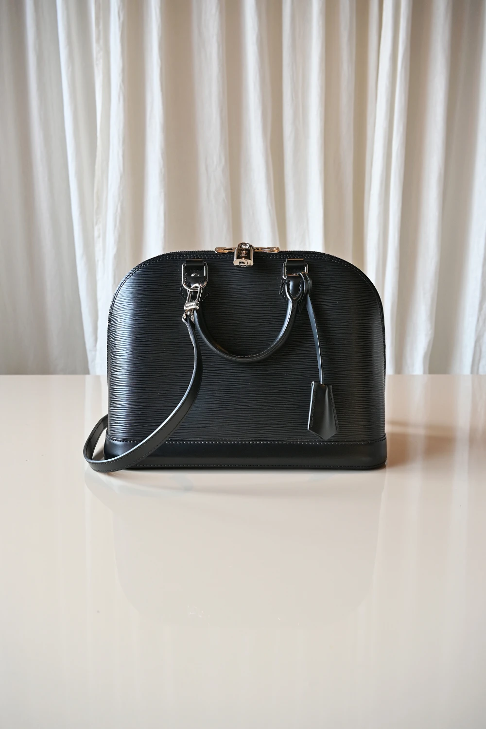 Louis Vuitton Alma PM | black
